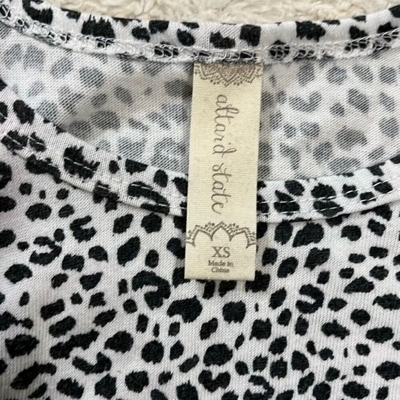 Altar’d State Cropped Tank - Picture 5 of 6